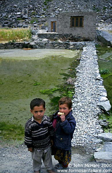 Young locals (near Challat)